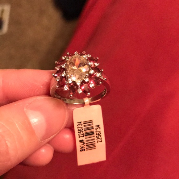 Pink ring - Picture 3 of 3